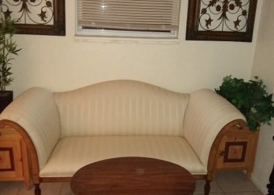 Chateau Relaxo 20 Couch